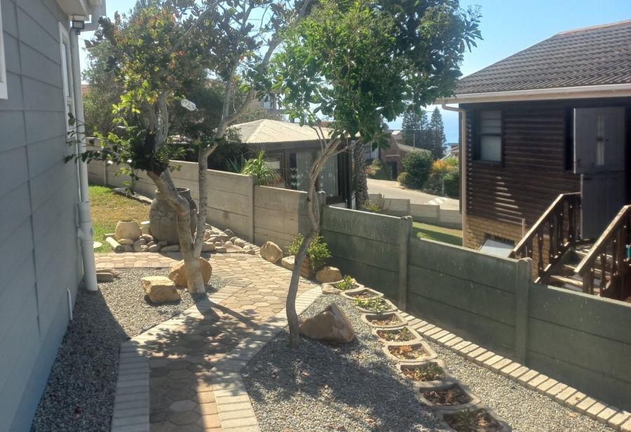 5 Bedroom Property for Sale in Dana Bay Western Cape